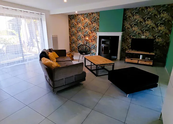 בית נופש Les Agapanthes D Elisabeth - Piscine Saint-Jean-dʼOrbetiers