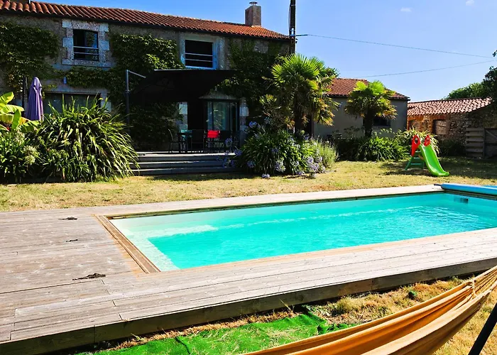 Les Agapanthes D Elisabeth - Piscine בית נופש Saint-Jean-dʼOrbetiers